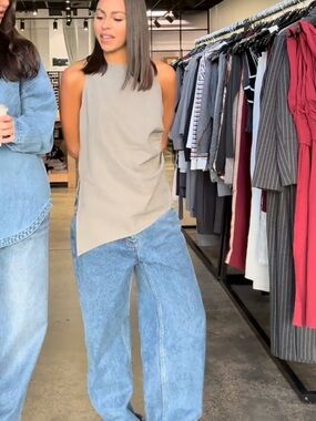 Sleeveless Taupe Camisole with Round Neck - Unbranded